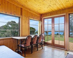 Koko talo/asunto 98 Ocean Parade - Rustic Log Cabin (Narooma, Australia)