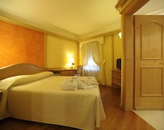 Hotelli Active Hotel Ancora (Predazzo, Italia)