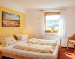 Tüm Ev/Apart Daire Apartment Ferienlandhaus Ahorntal With Mountain View, Private Terrace And Wi-fi (Ahorntal, Almanya)