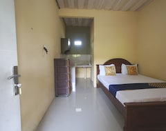 Khách sạn Spot On 93612 Kencana Homestay Syariah (Mojokerto, Indonesia)