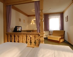 Khách sạn Hotel Weiler (Obertilliach, Áo)
