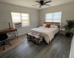 Casa/apartamento entero Pet Friendly 2/1 Home - 1 Block To Downtown Shiner (Shiner, EE. UU.)