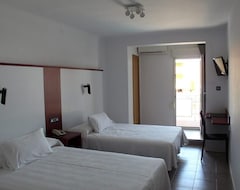 Hospedium Hotel Continental (Mojacar, Spain)