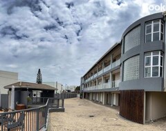 Khách sạn Sapphire Views Luxury Apartments (Margate, Nam Phi)