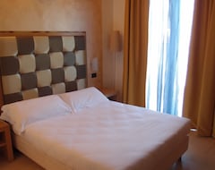 Khách sạn iH Hotels Forte dei Marmi Logos (Forte dei Marmi, Ý)
