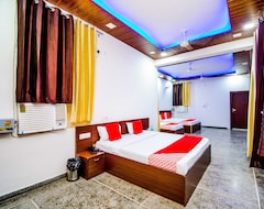 Oyo 36683 Hotel Mubarak (Bhiwandi, Indija)