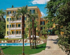 Khách sạn Hotel Villa Sofia (Gardone Riviera, Ý)