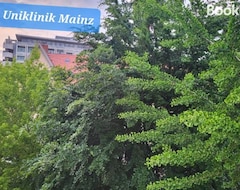 Casa/apartamento entero Helles Balkonzimmer an der Uniklinik Mainz (Maguncia, Alemania)