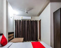 Khách sạn OYO 16598 Hotel Geetanjali (Patna, Ấn Độ)