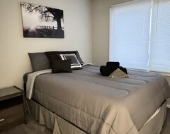 Toàn bộ căn nhà/căn hộ The Perfectly Located Rest! Fully Updated Home! (Mundelein, Hoa Kỳ)