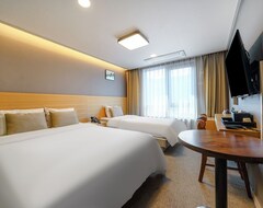 Hotel Full Moon (Incheon, Sydkorea)