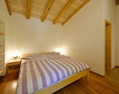 Casa/apartamento entero Vacation Home Monte In Opatija/matulji - 6 Persons, 3 Bedrooms (Matulji, Croacia)