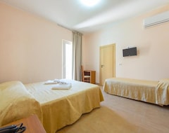 Hotel Adria Nuova (Rimini, Italien)