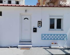 Toàn bộ căn nhà/căn hộ Blue Central Apt 10 Min To The Port/ Wash Machine (Laurion, Hy Lạp)