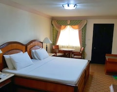 Otel Bohol Tropics Resort (Tagbilaran, Filipinler)