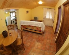 Cijela kuća/apartman Asque: Country Holiday Home - Asque-colungoapartment In Farmhouse (Colungo, Španjolska)