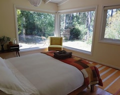 Khách sạn Eaglehawk Rainforest Retreat (Eaglehawk Neck, Úc)