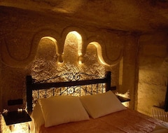 Takunya Cave Hotel (Nevsehir, Turkey)