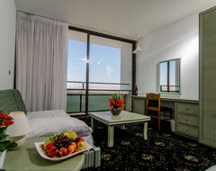Khách sạn Club Hotel Tiberias (Tiberias, Israel)