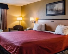Suburban Extended Stay Hotel Chester (Chester, USA)