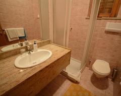 Lejlighedshotel Apartment in Slano (Dubrovnik, capacity 2+2 (Dubrovnik, Kroatien)