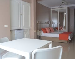 Hotel RF Astoria - Aduls Only (Puerto de la Cruz, Španjolska)