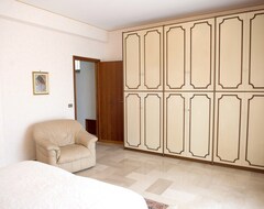 Toàn bộ căn nhà/căn hộ Homerez - Beautiful Appartement For 4 Ppl. With Terrace And Balcony At Vita (Vita, Ý)