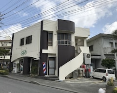 Khách sạn Cozy House (Okinawa, Nhật Bản)