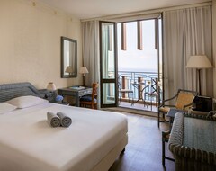 Hotelli Unahotels Capotaormina (Taormina, Italia)