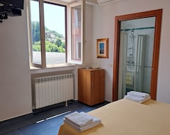 Otel Albergo Ristorante San Carlo (Marina di Massa, İtalya)