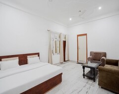 Otel Spot On 73249 Trishan Rooms (Agra, Hindistan)