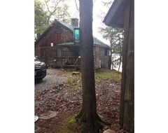 Toàn bộ căn nhà/căn hộ Rustic Cabin On Sunset Lake W/boathouse Access (Orwell, Hoa Kỳ)