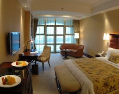 Hotel Chateau Junding Club (Penglai, Kina)