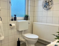 Koko talo/asunto Design Apartment, Kuche, Smart-tv, Wlan (Essen, Saksa)