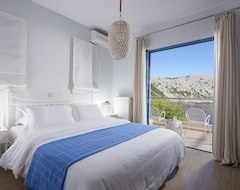 Apart Otel Xenia Residence & Suites (Mantoudi, Yunanistan)