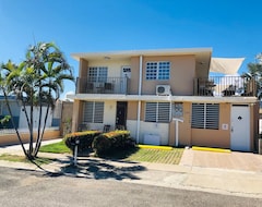 Casa/apartamento entero Big House With Private Apartments, Terraces, Laundry, Bbq, Pkg, Pet Friendly (Ponce, Puerto Rico)