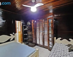 Entire House / Apartment Casa Com Piscina A 300m Da Praia! (São Sebastião, Brazil)