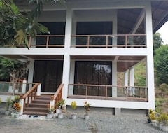 Khách sạn Family Room (Pinamalayan, Philippines)