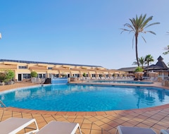 Hotel Arena Suite (Corralejo, Spain)