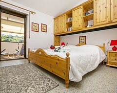 Tüm Ev/Apart Daire Residence Due Laghi Christina, Riva Del Garda - Tenno, Italy (Tenno, İtalya)