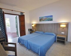 Hotelli Apartamentos Ses Savines (Ibiza, Espanja)