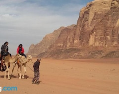 Hotel Mobile camping in the desert (Wadi Rum, Jordan)