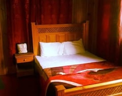 Khách sạn Kashmir Dosut Lodges Pok (Muzaffarabad, Pakistan)