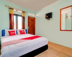 Otel Villa Sari Intan Ciater RedPartner (Subang, Endonezya)