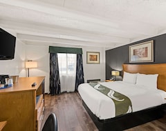 Hotel Quality Inn & Suites near I-480 and I-29 (Council Bluffs, USA)