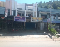 Khách sạn Oyo 93117 Penginapan Tiga Dara (Jayapura, Indonesia)