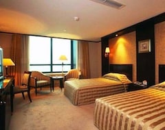 Hotel Tianjin Golden Crown (Tijenđin, Kina)