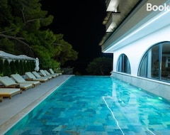 Hotelli GREAT WHITE HOTEL (Lezha, Albania)