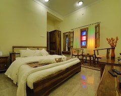 Hotel Rajasi Palace (Chittorgarh, India)