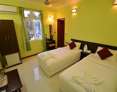 Hotel Coral Queen Inn (Atolón de Male meridional, Islas Maldivas)